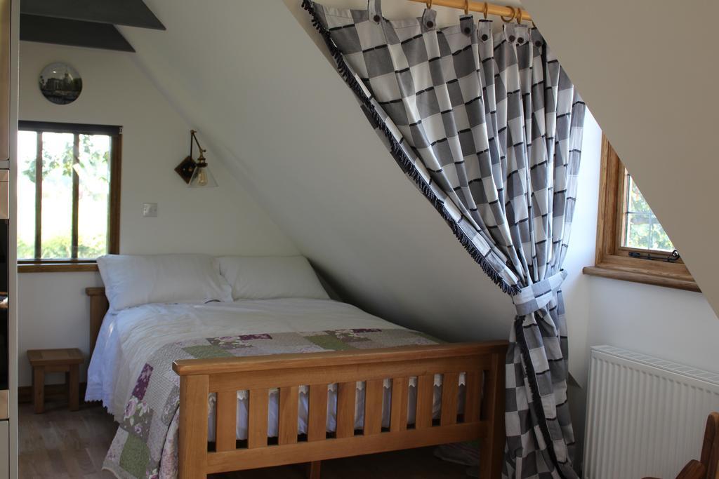 Oakwrights Apartment Terling Exterior foto